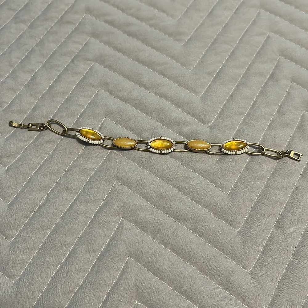 Ivory stone and gold bracelet